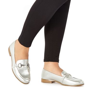 Silver 'Agnes' metallic loafers